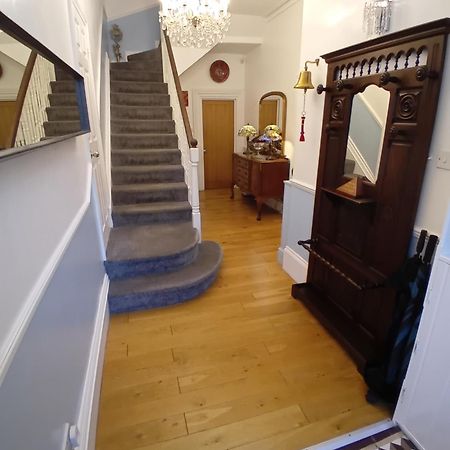Bed and Breakfast Grosvenor House - Onsite Free Parking Ильфракомб Экстерьер фото